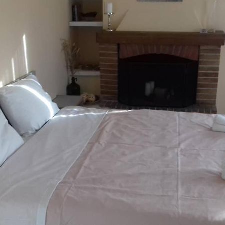 Paris House 1 Apartment Патра Екстериор снимка