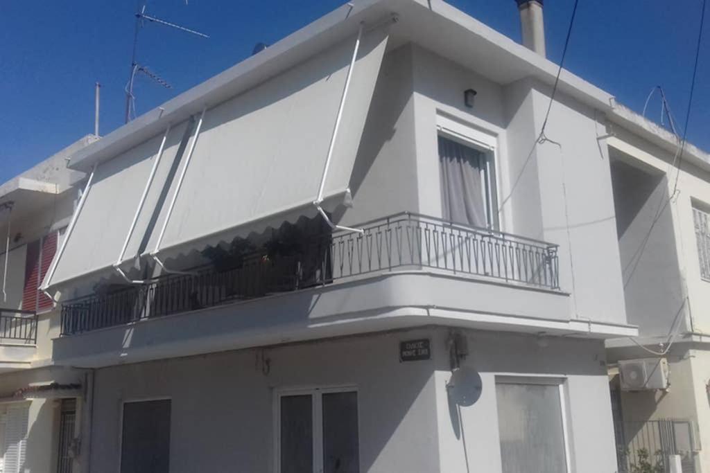 Paris House 1 Apartment Патра Екстериор снимка