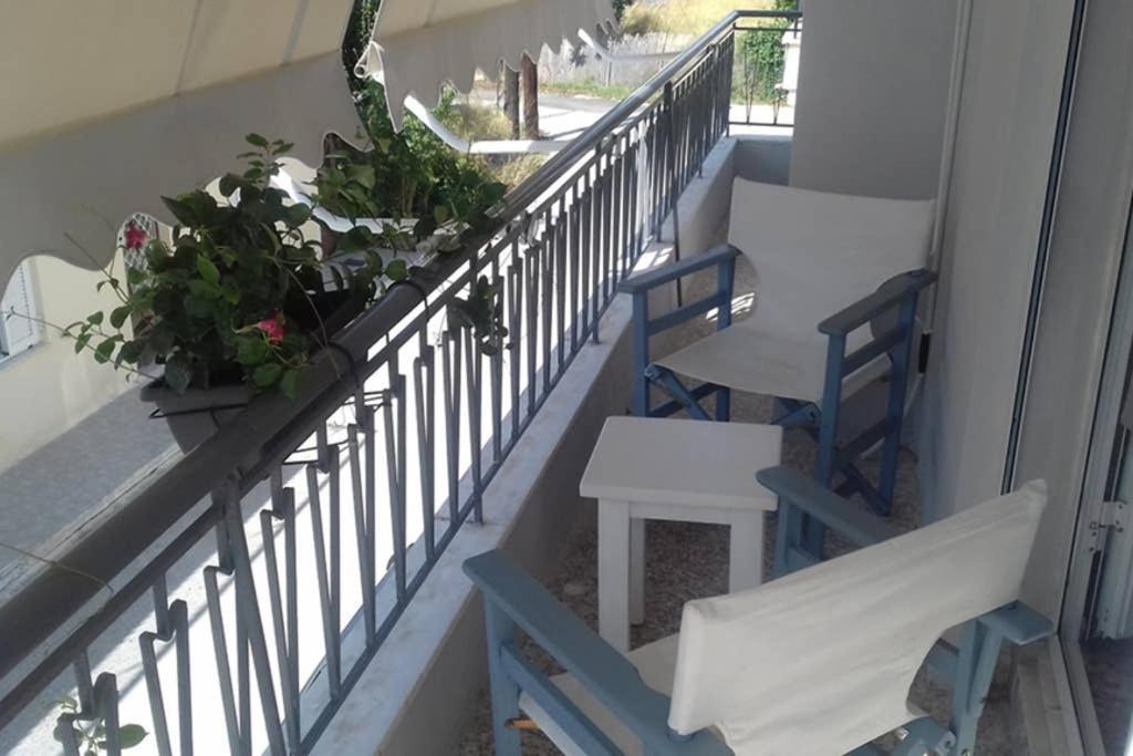 Paris House 1 Apartment Патра Екстериор снимка